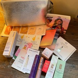 15pc Beauty Bundle with Cosmetic Bag